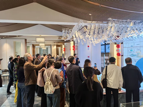 康养+旅游，，，，，，激活墟落振兴新引擎