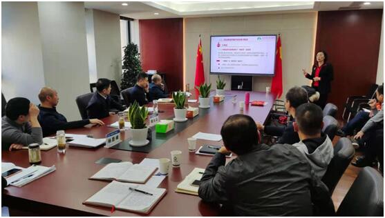 安徽乐盈VI官网地产集团公司召开党委理论学习中心组第十二次学习扩大会